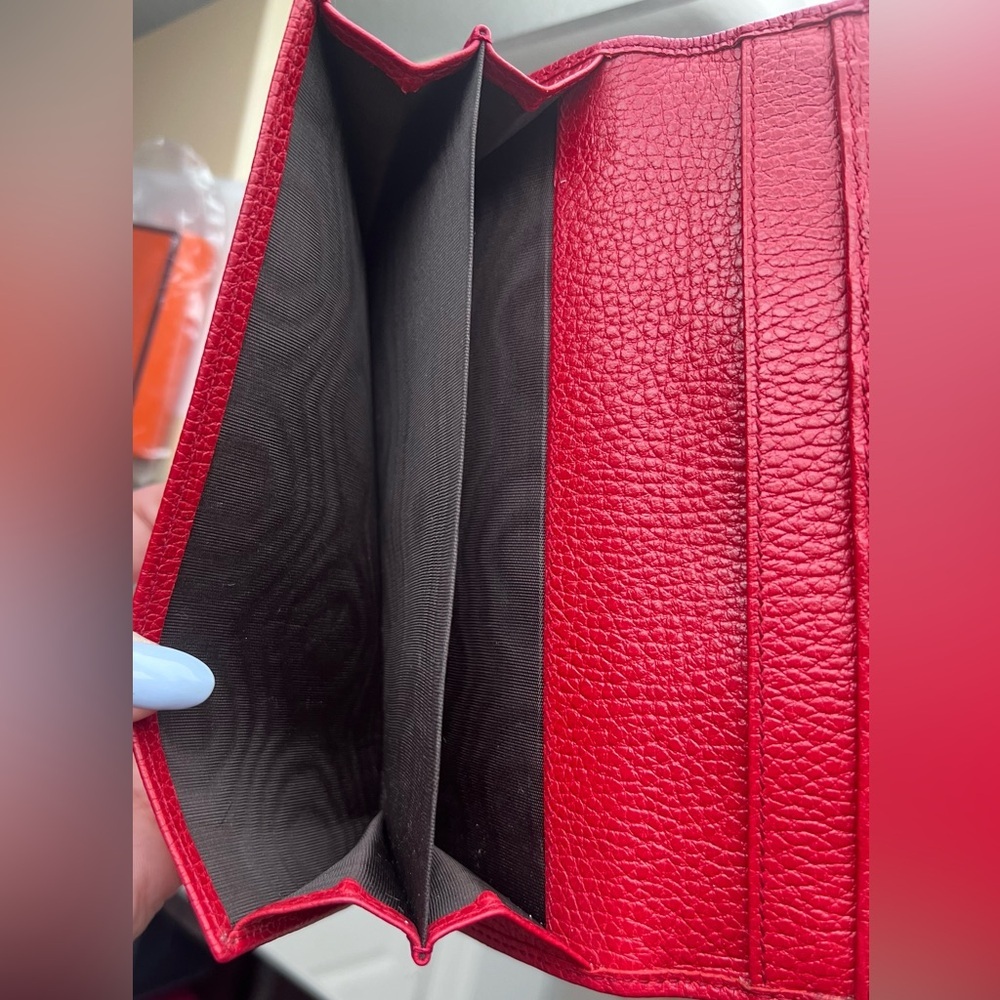 GUCCI GG SUPREME Red Pebbled Leather Brown Logo Canvas Card Billfold Long Wallet - Picture 4 of 12